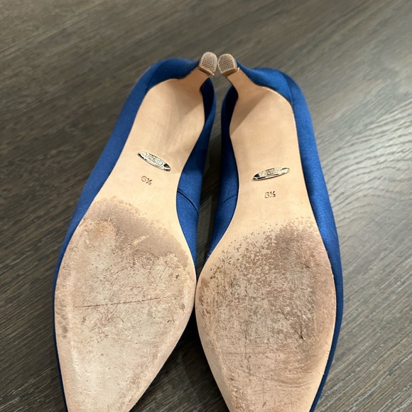 Gorgeous statin Badgley Mischka “Carrie” heels. Size 6 1/2. - Picture 9 of 10